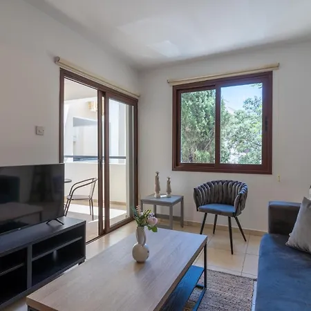 Apartamento Mia 1-Br Apartment & Balcony In Larnaca *