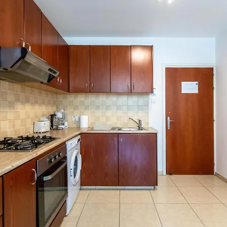 Daire Mia 1-br & Balcony In